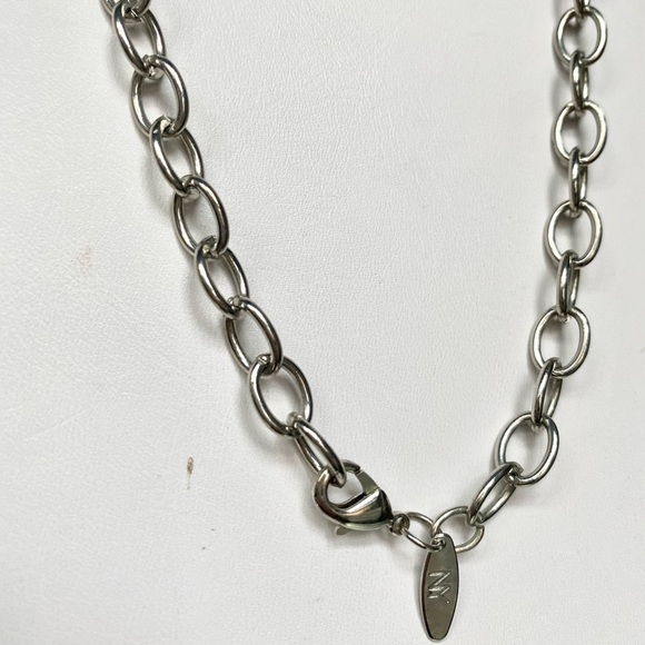 Vintage NY and Co. Silver and White Floating Faux Pearls Layered Necklace - Picture 4 of 6